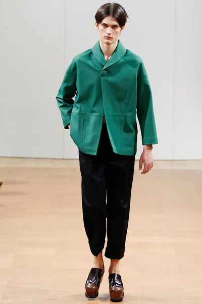 Look 35